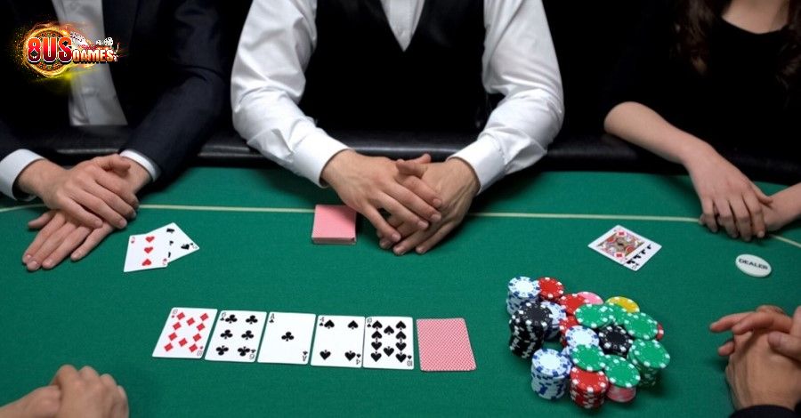Cách chơi poker 5 lá chuẩn xác, dễ hiểu nhất 8 8US.VN Quy tắc chia bài trong cách chơi poker 5 lá